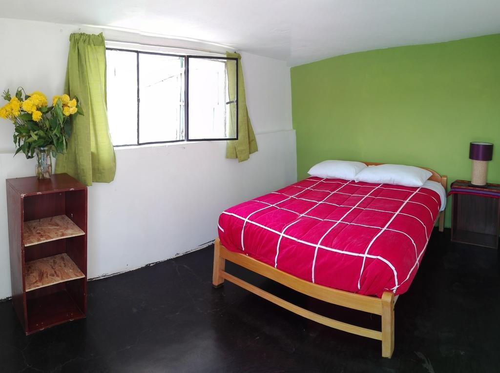 The Grasshopper Hostel Куско Стая снимка